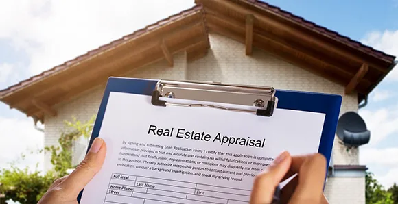 Michigan hard money loans for real estate flipping with quick approvals and asset-based lending.