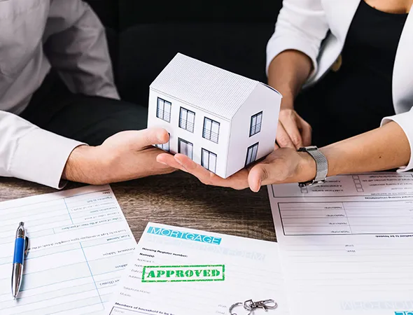 Key benefits of private real estate loans including no credit barriers, speed to close, and flexible terms.
